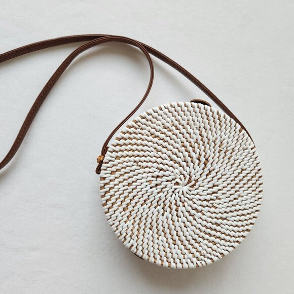 ASOS Round White Brown Woven Canteen Crossbody Bag Boho Beach Tropical Festival - Picture 3 of 13